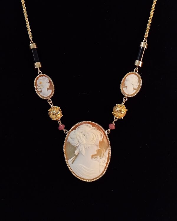 Cameo Fixed Pendant Necklace